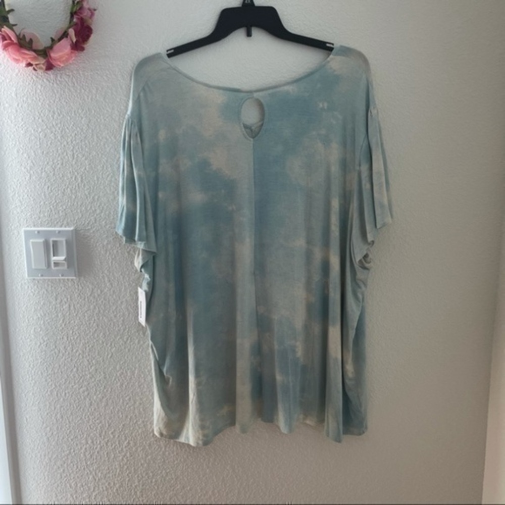 Linen Top - Picture 7 of 11